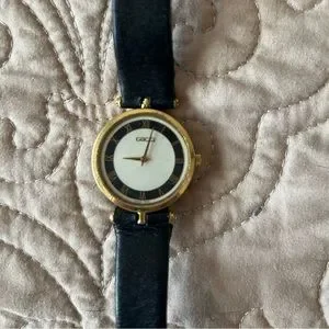Gucci | Accessories | Authentic Leather Gucci Watch Does 